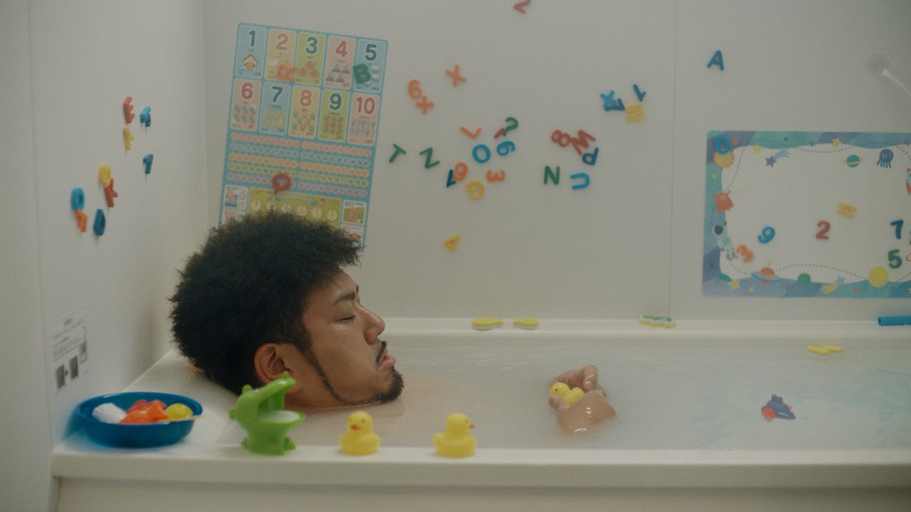 ザ・プレミアム・モルツのWeb CM「はじめての父の日」編のワンシーン。