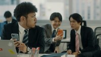ザ・プレミアム・モルツのWeb CM「はじめての父の日」編のワンシーン。