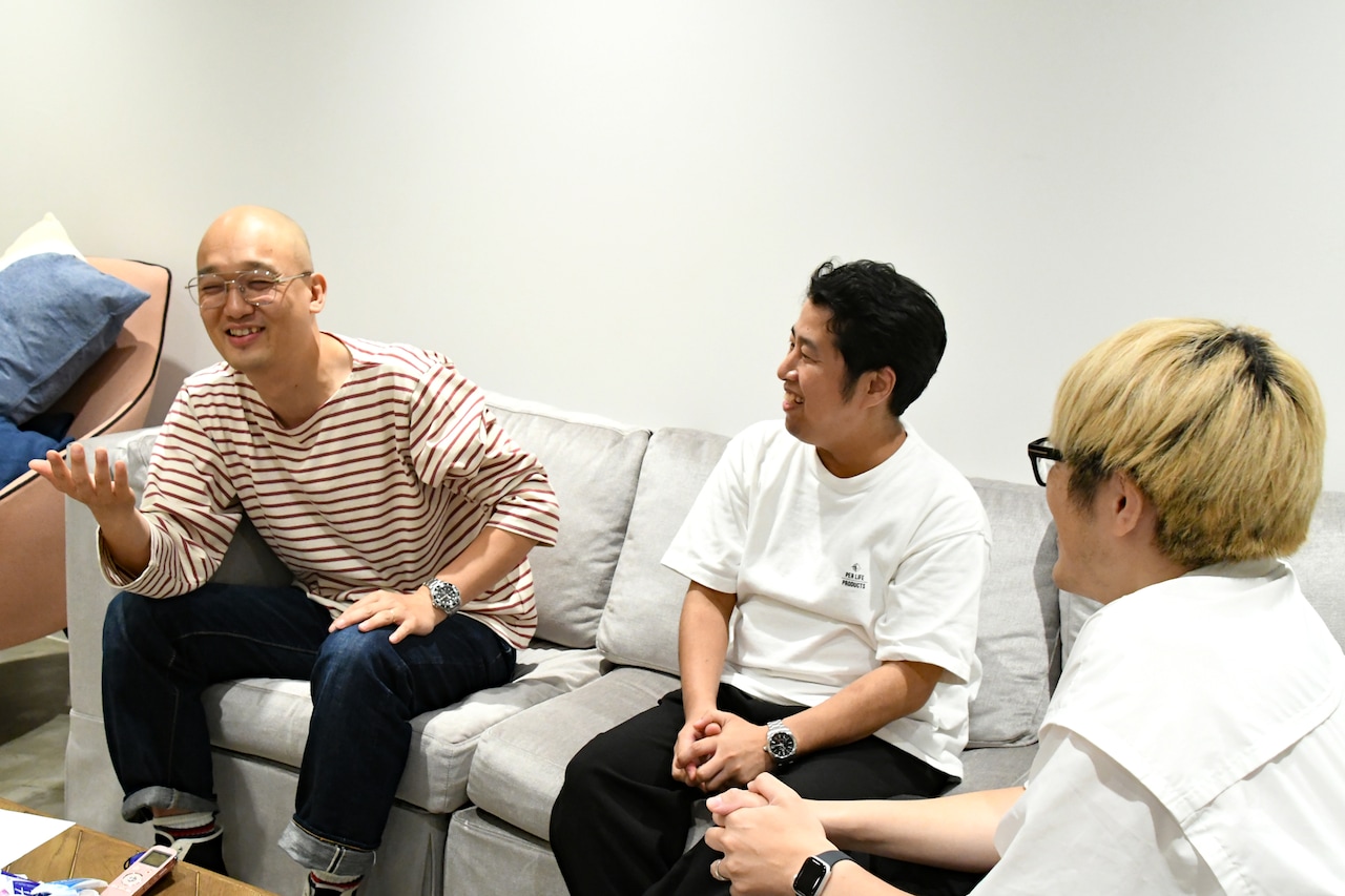 左からみなみかわ、ウエストランド井口、飯塚大悟。