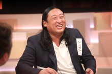 ロバート秋山 (c)フジテレビ