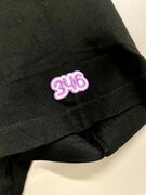 「絶対がんばります!Tシャツ(ブラック)」の袖。