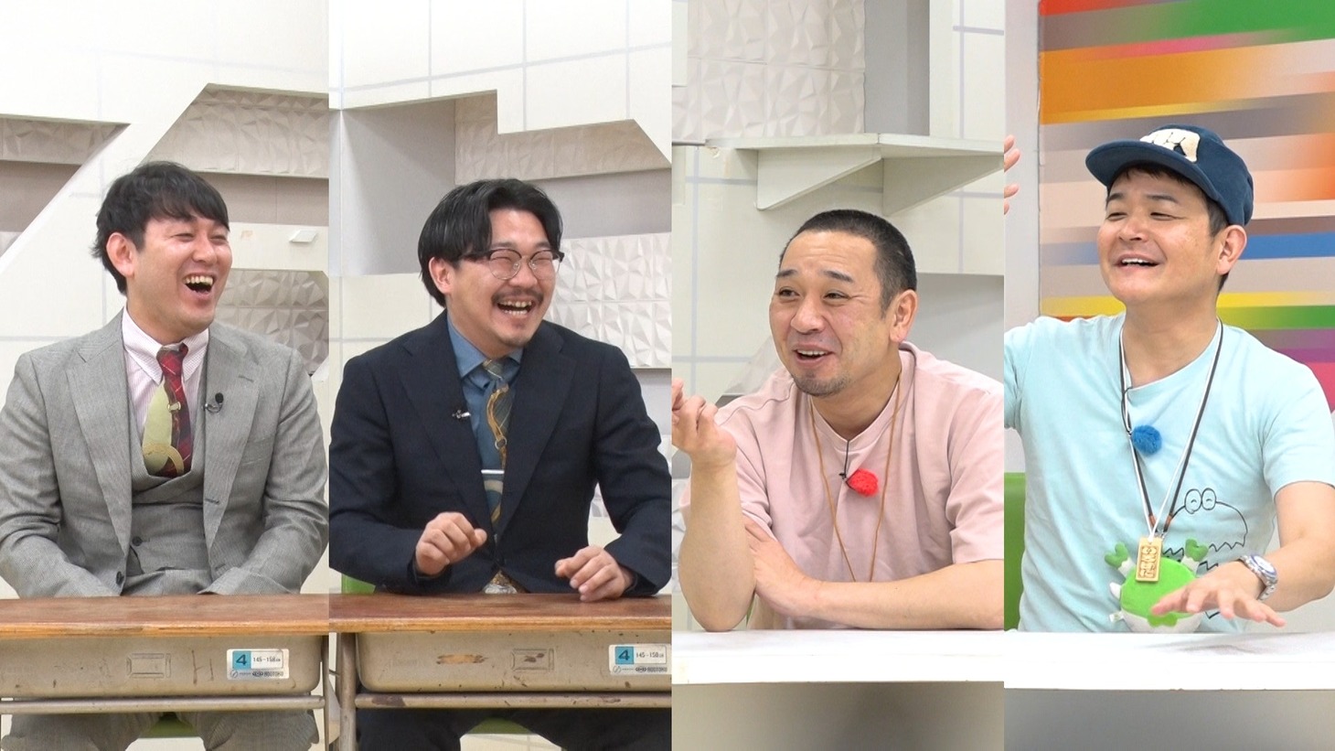 左からオズワルド、千鳥。