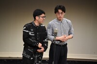 1本目のネタを披露する鯖のTシャツ。