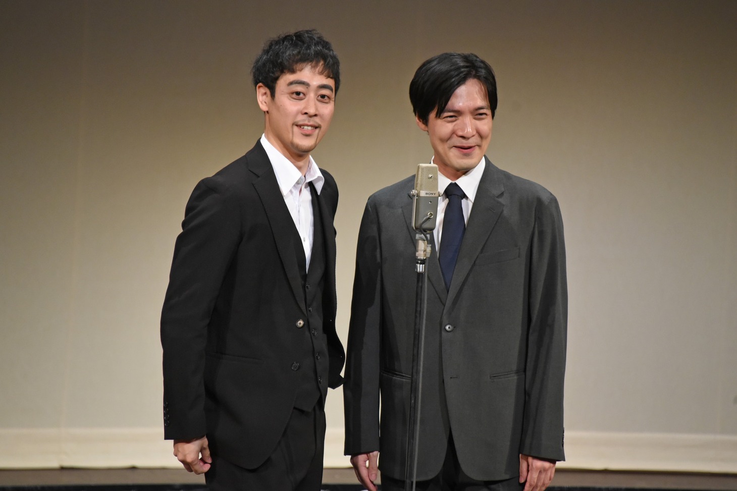 エキシビションコーナーでネタを披露するラパルフェ。