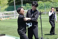 「華大さんと千鳥くん 夏の金沢ロケ2時間SP」のワンシーン。(c)関西テレビ