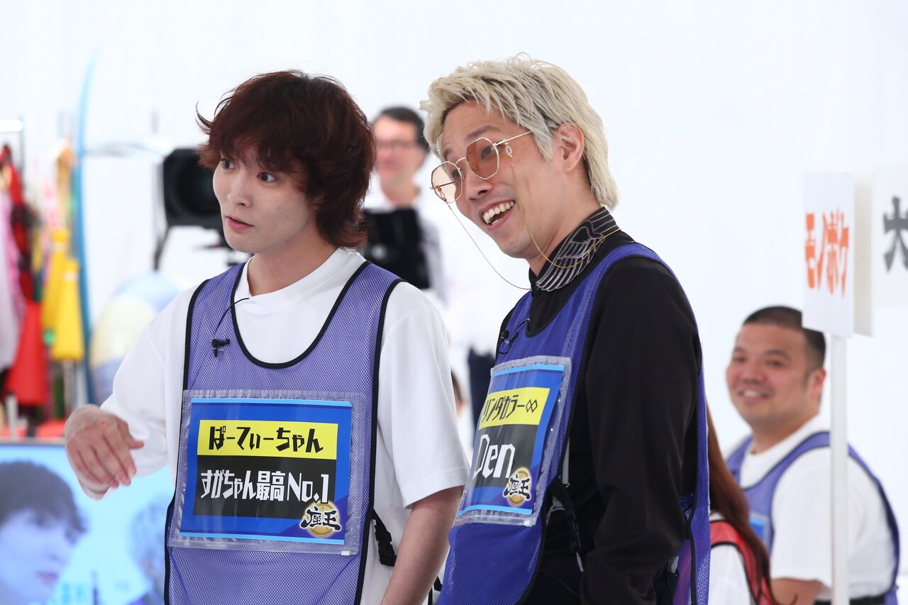 左からぱーてぃーちゃん・すがちゃん最高No.1、リンダカラー∞・Den