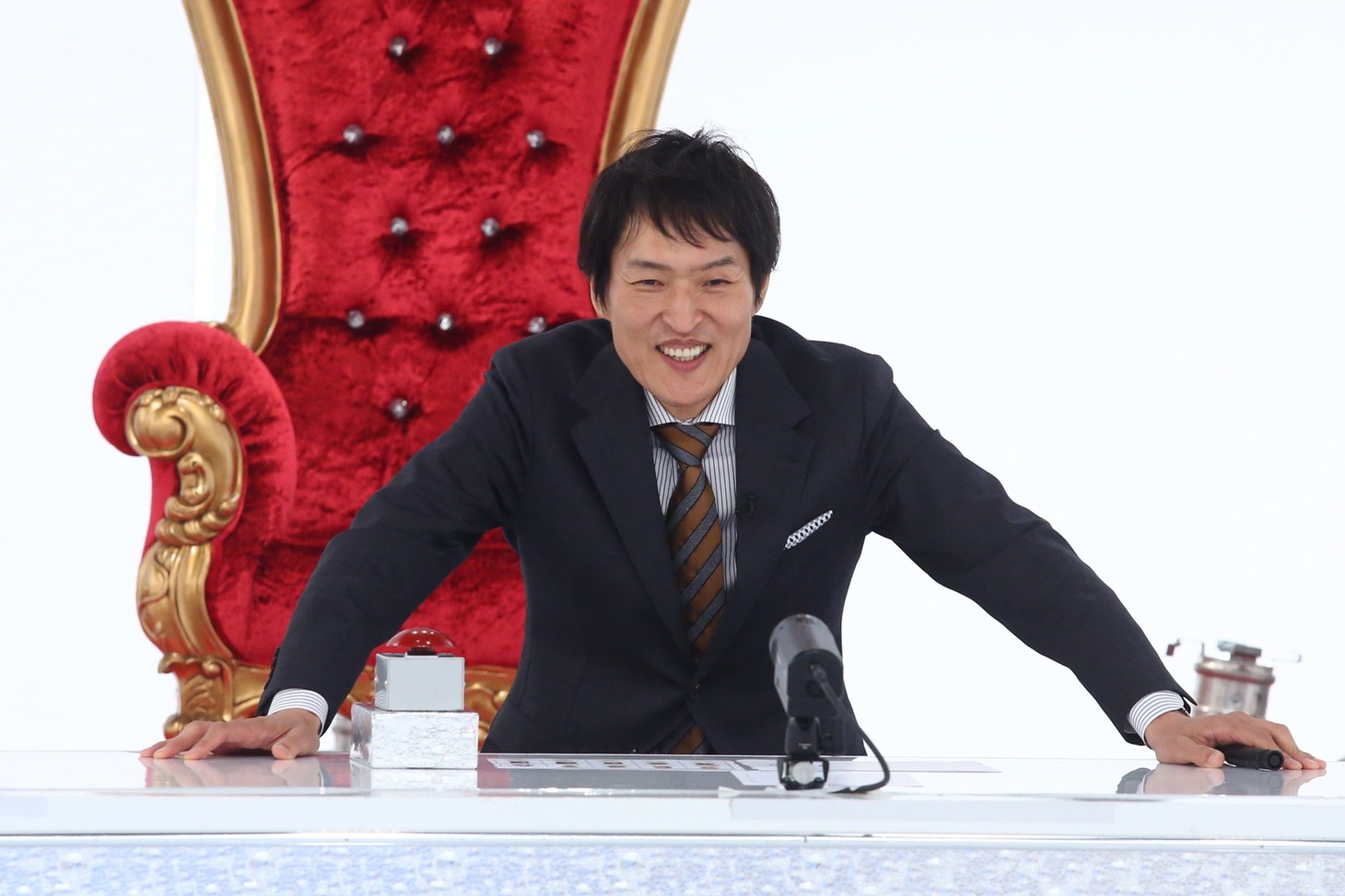 千原ジュニア (c)関西テレビ