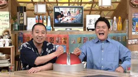 千鳥 (c)ABCテレビ