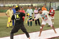 「火曜は全力！華大さんと千鳥くん」のワンシーン。(c)関西テレビ