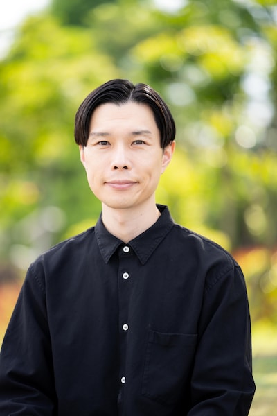 ハライチ岩井 (c)新潮社