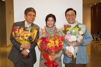 左から、勝村政信、篠原涼子、東京03角田。(c)フジテレビ