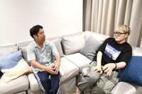 ウエストランド井口（左）と飯塚大悟（右）。