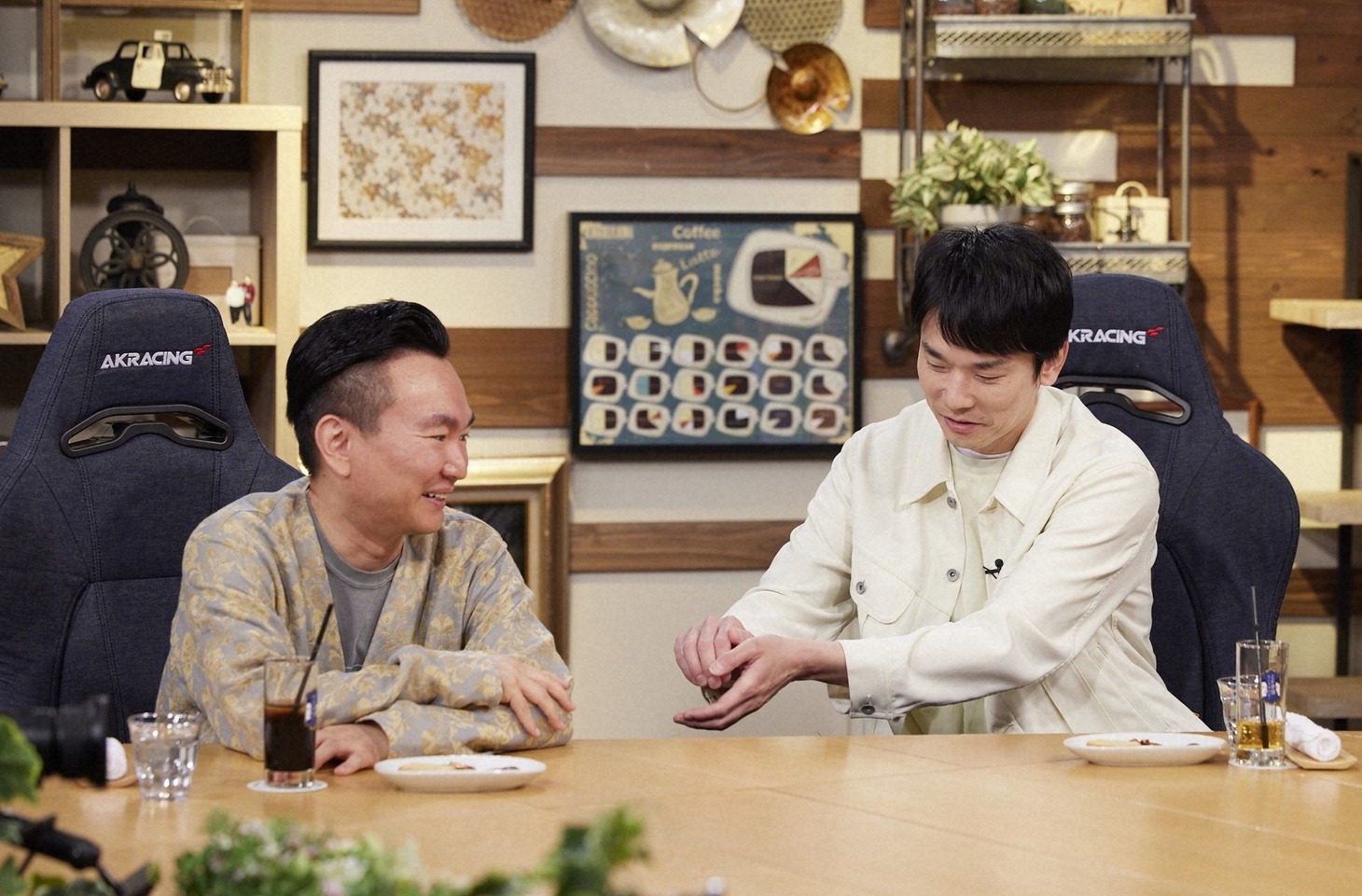 かまいたち (c)ABCテレビ