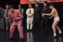 河口恭吾の「桜」を歌唱し、「配信あるからダメだと言ったはず！」と注意されるフースーヤ・田中ショータイム。