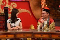 左から渋谷凪咲、かまいたち山内。(c)関西テレビ