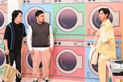 コインランドリーで出会う令和ロマンと戸塚純貴。