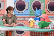 ゲストの菅井友香と、洗濯ネットのキャラクター・マッシュ、アップ。