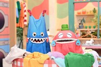 令和ロマンが扮する洗濯ネットのキャラクター・マッシュ、アップ。