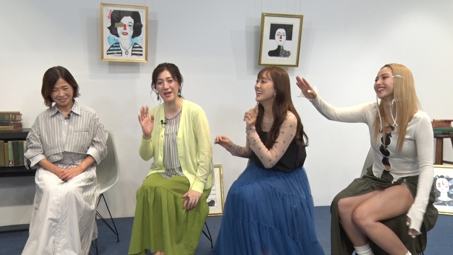 左から大久保佳代子、野々村友紀子、菊地亜美、ゆきぽよ。