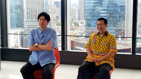 「ベンダー革命！」MCのコットン。(c)テレビ朝日