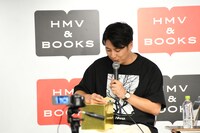 ボックスから質問を引くニューヨーク屋敷。