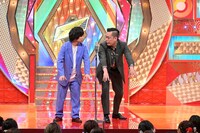 ファーストステージでのエバース。(c)ABCテレビ