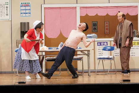 「吉本新喜劇65周年記念ツアー」初日公演の様子。