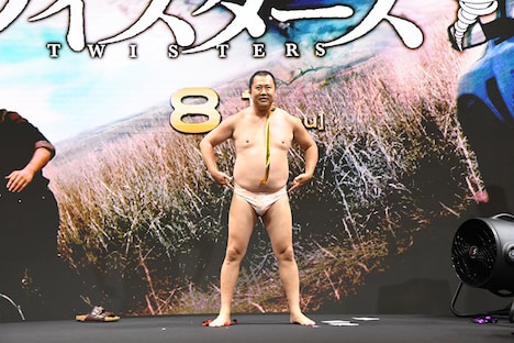 とにかく明るい安村(写真提供:アンリミテッド)