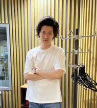 「霜降り明星のオールナイトニッポン」で1人2役を行った霜降り明星・粗品。