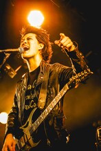 「粗品 1st ツアー『星彩と大義のアリア』」渋谷CLUB QUATTRO公演の様子。（Photo by 渡邉一生）