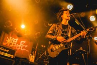 「粗品 1st ツアー『星彩と大義のアリア』」渋谷CLUB QUATTRO公演の様子。（Photo by 渡邉一生）