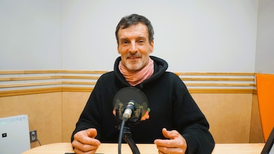 出演者のアーサー・ビナード。(c)文化放送