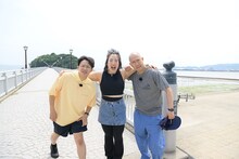 左からミキ亜生、ゆりやんレトリィバァ、コロコロチキチキペッパーズ・ナダル。(c)BSよしもと