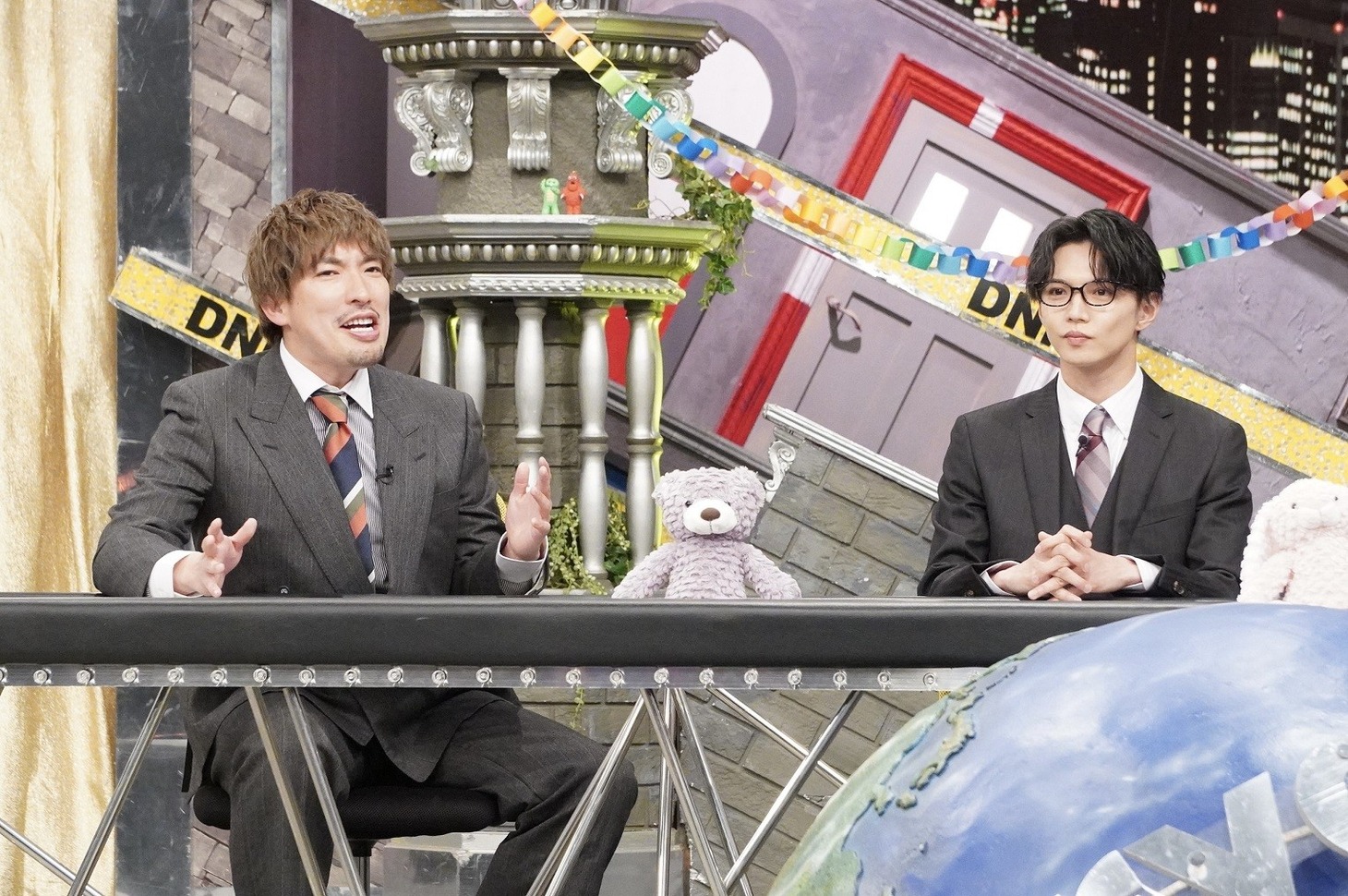 EXITりんたろー。、佐藤大樹。(c)フジテレ