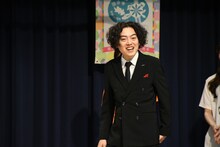 国分寺市のイメージキャラクター・ぶんじほたるホッチが登壇すると聞いて喜ぶガクテンソクよじょう。