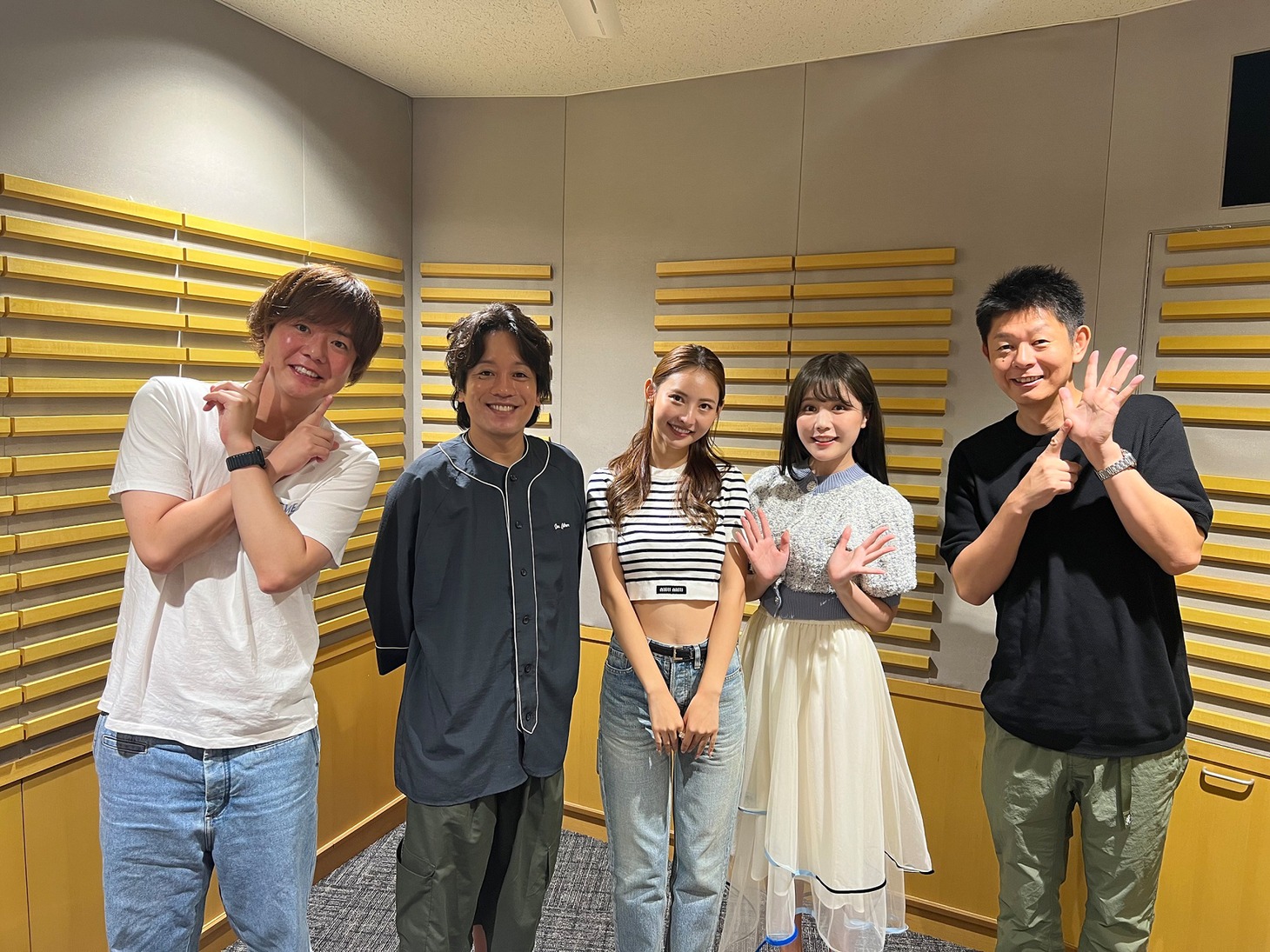 「ぺこぱのラジオ物語」の出演者。(c)ニッポン放送