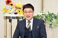南海キャンディーズ山里 (c)TBS