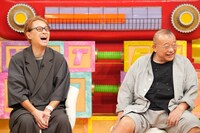左から中居正広、笑福亭鶴瓶。(c)日本テレビ