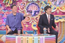 サバンナ高橋と蛍原徹。(c)テレビ朝日