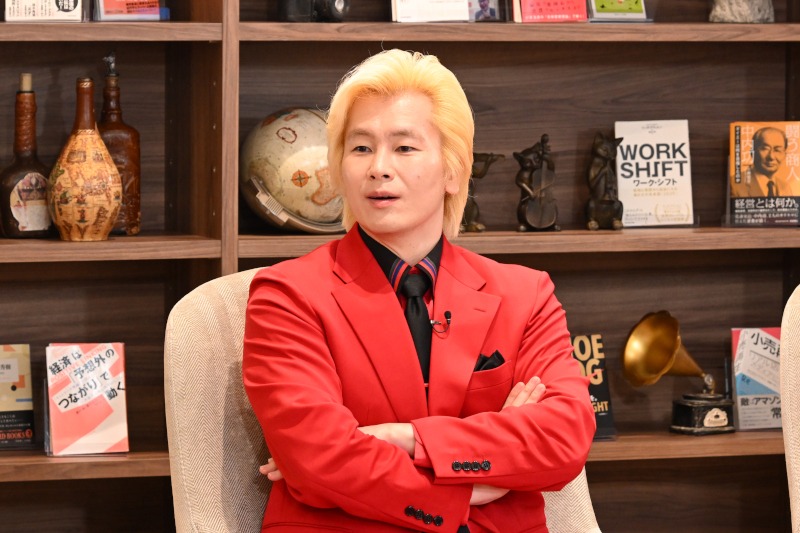 メイプル超合金カズレーザー (c)TBS