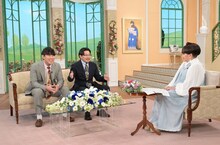 オズワルドと黒柳徹子。(c)テレビ朝日