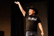 ハリウッドザコシショウ（撮影：二瓶 彩）