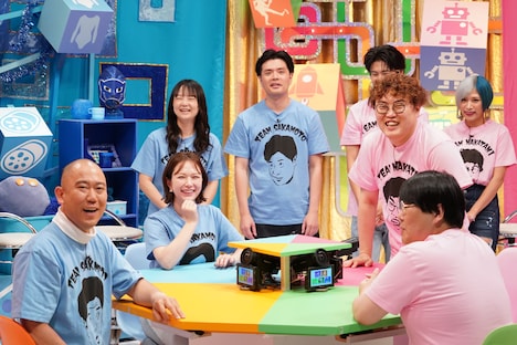 「お笑い4コマパーティー　ロロロロ」のワンシーン。(c)中京テレビ