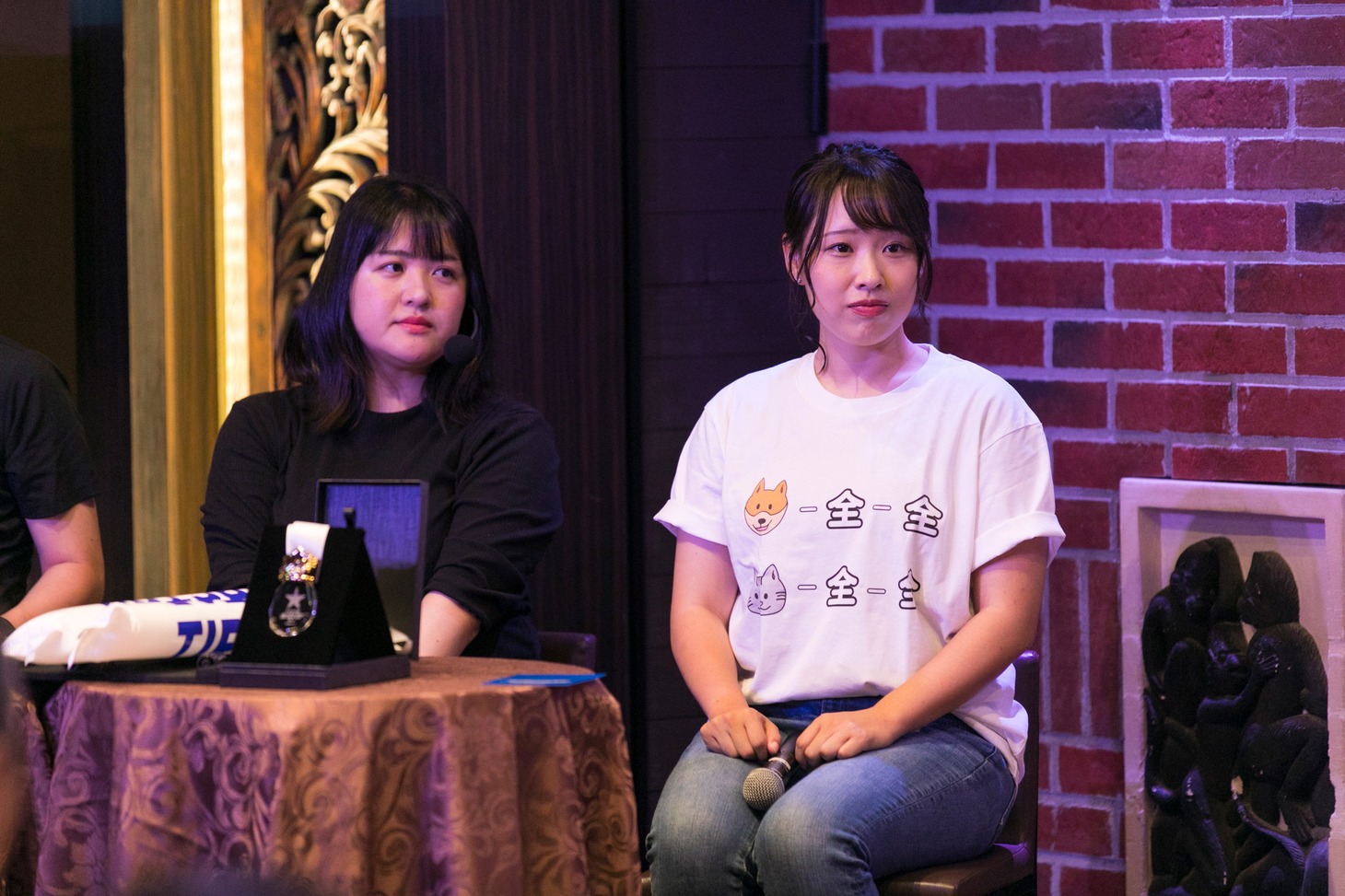 左から後閑百合亜、高木真備。