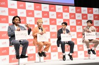 トークセッションの様子。