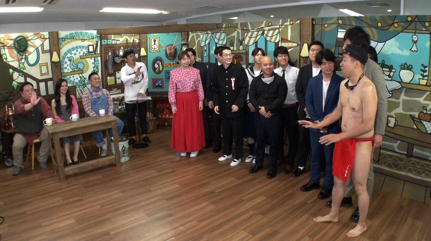 「新しい従業員を探せ！ ザキ山-1グランプリ」のワンシーン。(c)ABCテレビ