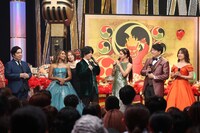 「FNS鬼レンチャン歌謡祭」の様子。(c)フジテレビ