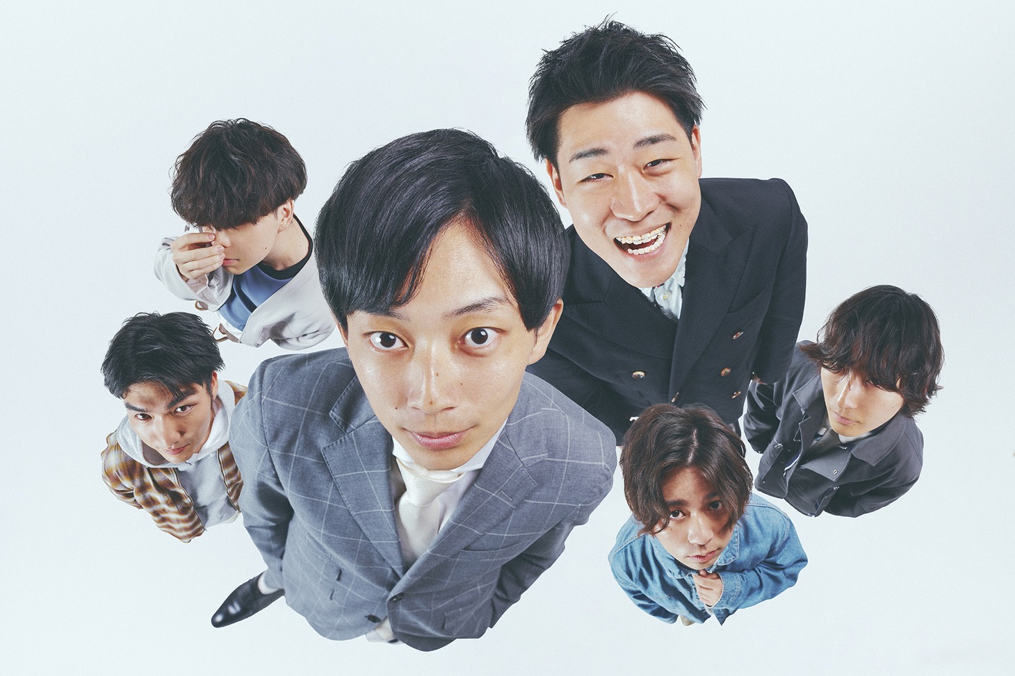 千年ぶり×vöv（撮影：髙木美佑　協力：クイック・ジャパン）