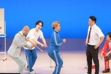 大阪でのロケに挑むナイチンゲールダンス。（写真提供：吉本興業）