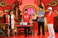 左から渋谷凪咲、かまいたち、令和喜多みな実・河野。(c)関西テレビ